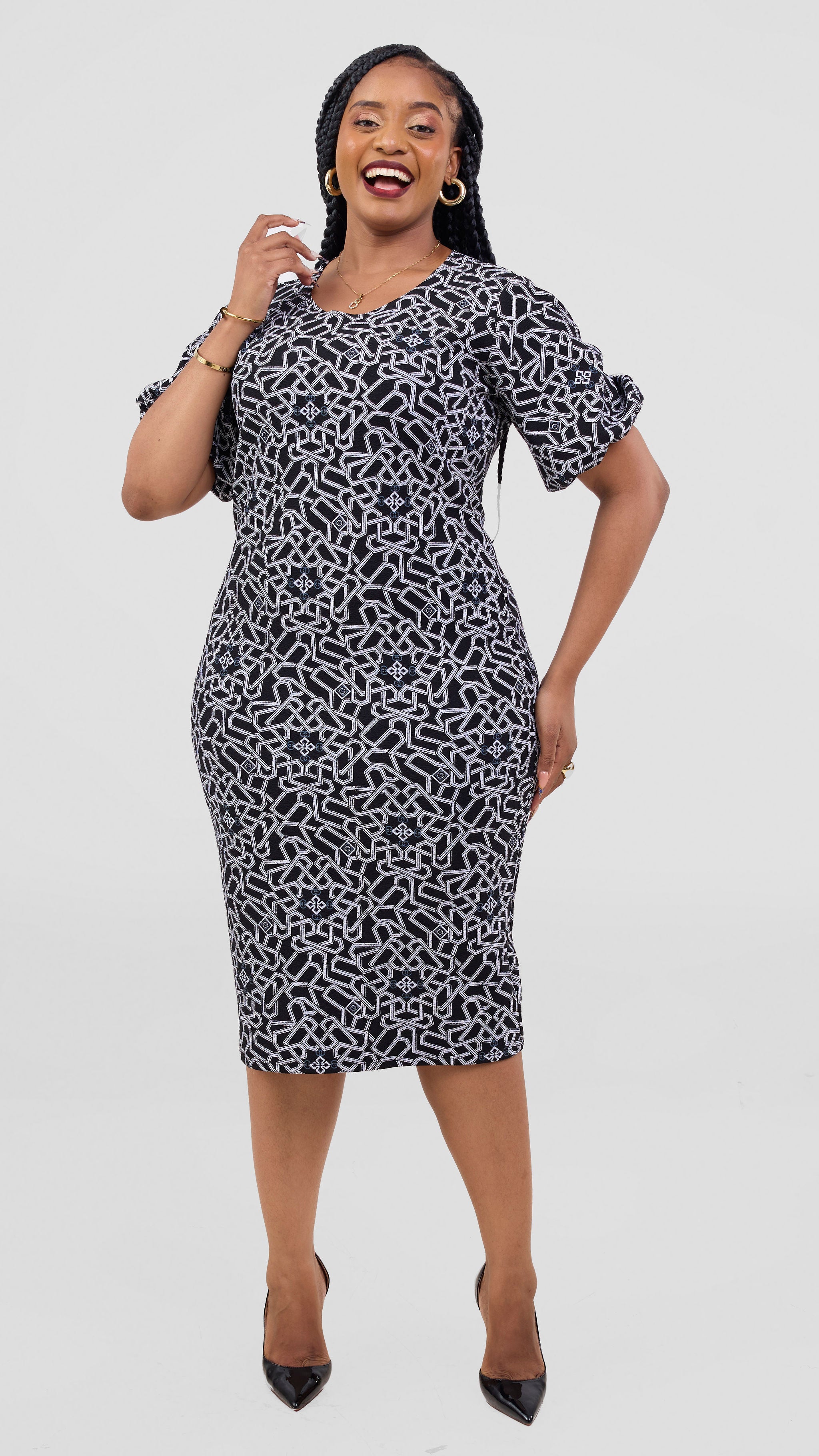 Averie Bodycon Dress - White/Black LIZOLA FASHION KENYA Averie Bodycon Dress - White/Black LIZOLA FASHION KENYA
